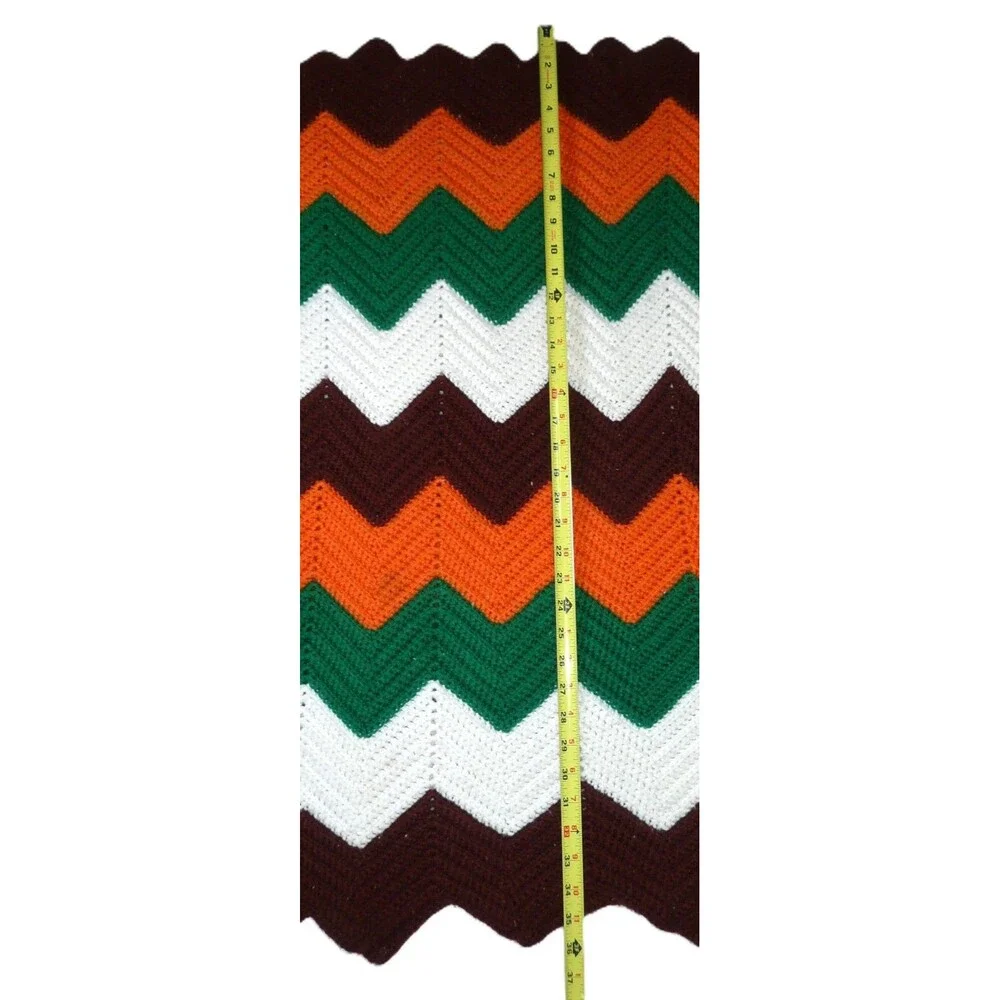 VTG Crochet Chevron Ripple Afghan Throw Blanket Earth Tones 36 x 52 - 70's